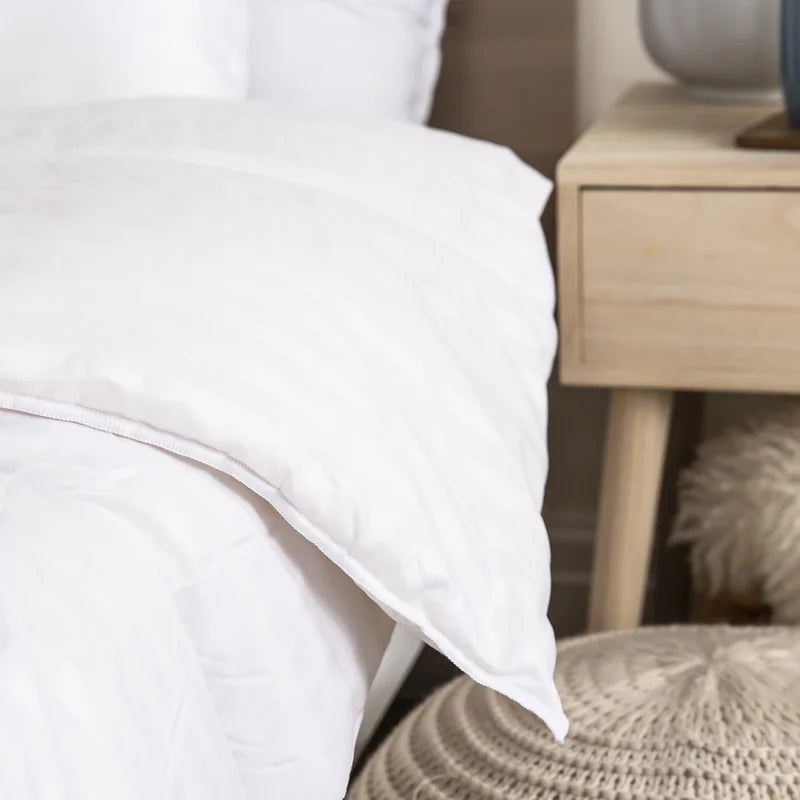 Snuggledown Scandinavian Hollowfibre 13.5 Tog Winter Duvet with 2 Pillows