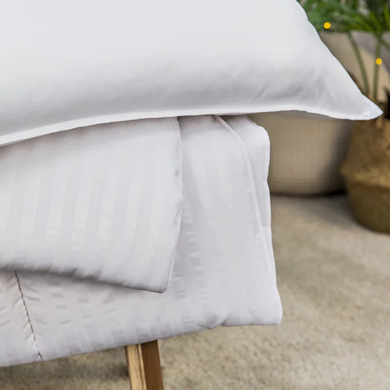 Snuggledown Scandinavian Hollowfibre 13.5 Tog Winter Duvet with 2 Pillows