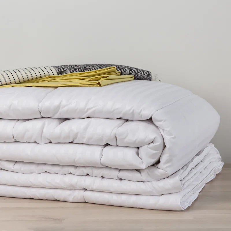 Snuggledown Scandinavian Hollowfibre 13.5 Tog Winter Duvet with 2 Pillows