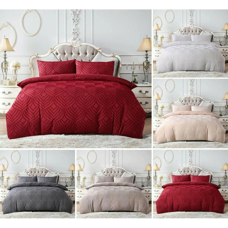 Garnes Polyester Damask Duvet Cover Set with Pillowcases
