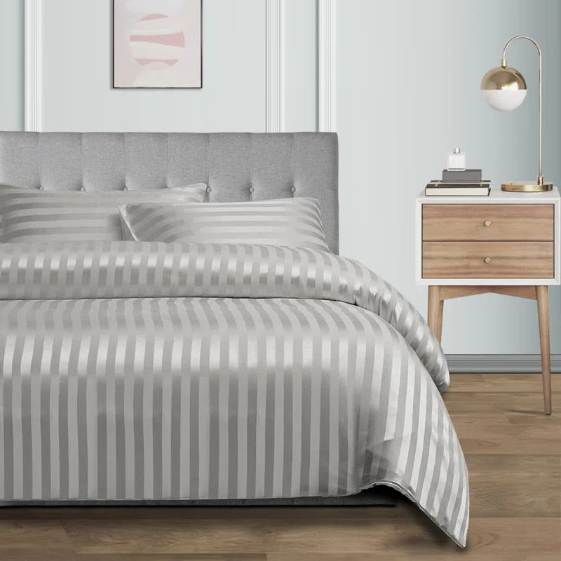 Microfibre 250 Thread Count Reversible Modern & Contemporary Reversible Duvet Cover Set