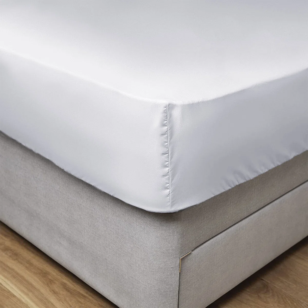 Aerona 200 Thread Count Microfiber Brushed Fitted Sheet