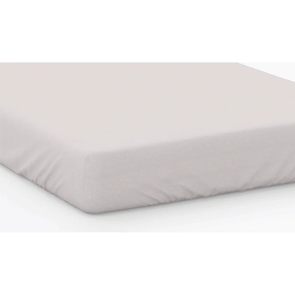 200 Thread Count Egyptian-Quality Cotton Fitted Sheet