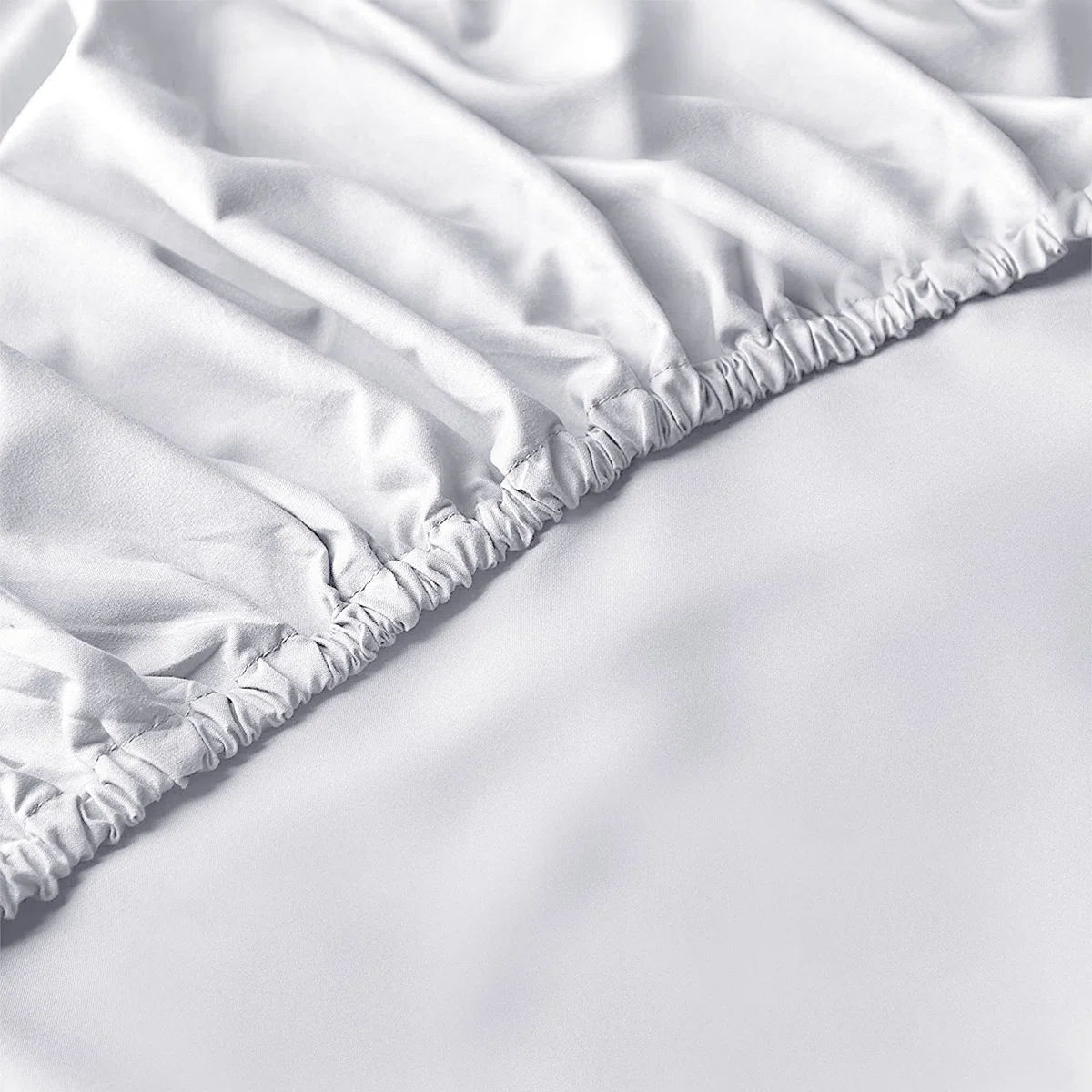 Aerona 200 Thread Count Microfiber Brushed Fitted Sheet